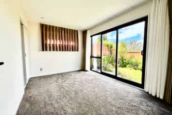 Auckland - Address withheld