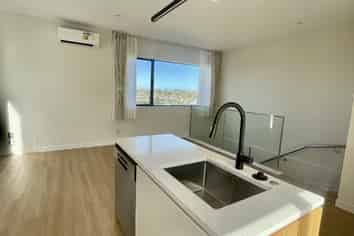 Auckland - Address withheld