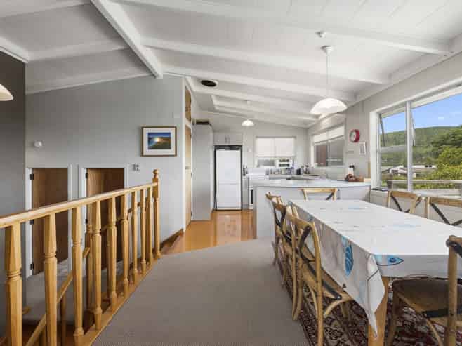 11 Nisbet Terrace, Kinloch