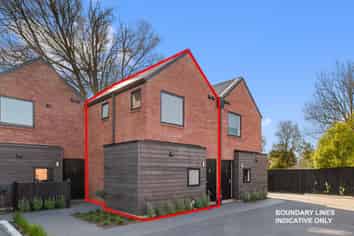 2/66 Innes Road, Merivale