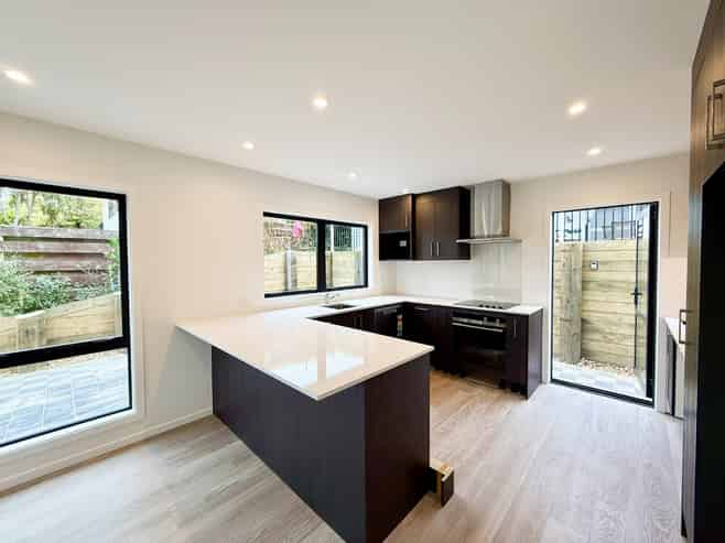 2/4B Mohi Place, Nukuhau