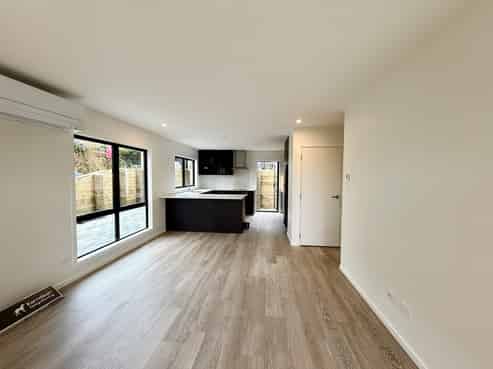 2/4B Mohi Place, Nukuhau