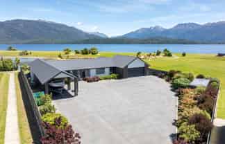 21 Red Deer Place, Te Anau