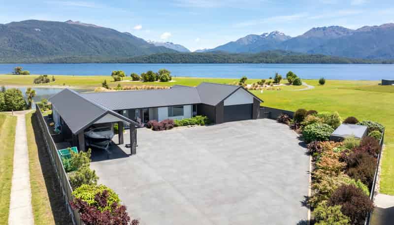 21 Red Deer Place, Te Anau