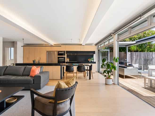 8 Livingstone Street, Westmere