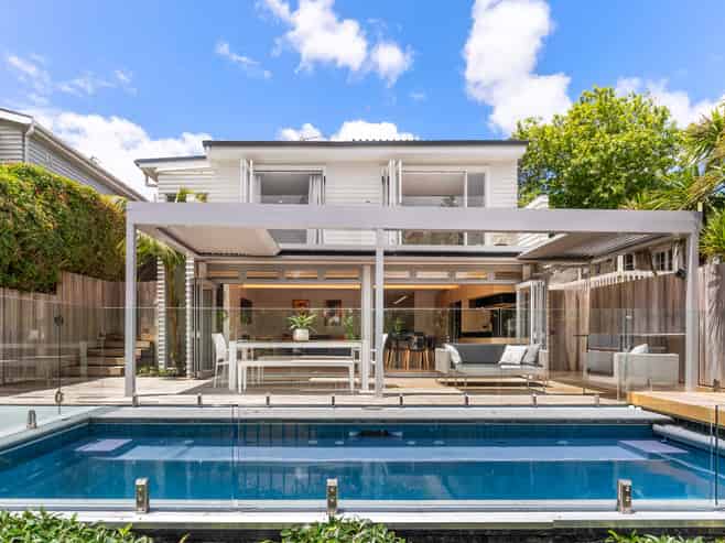 8 Livingstone Street, Westmere