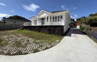 237 Main Highway, Ellerslie