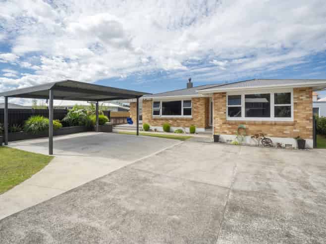 65 Chadwick Road, Greerton