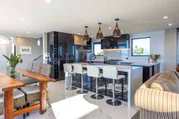 46 Kennedy Point Road, Surfdale