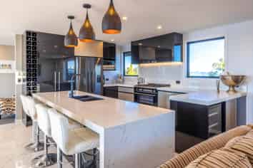 46 Kennedy Point Road, Surfdale