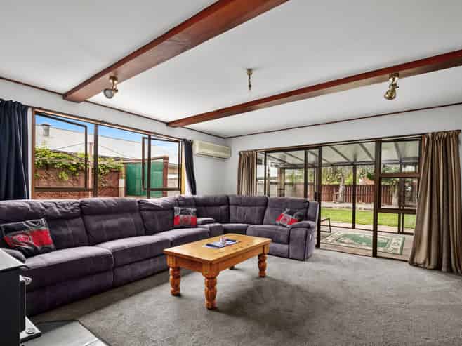 17 Arnott Street, Alexandra