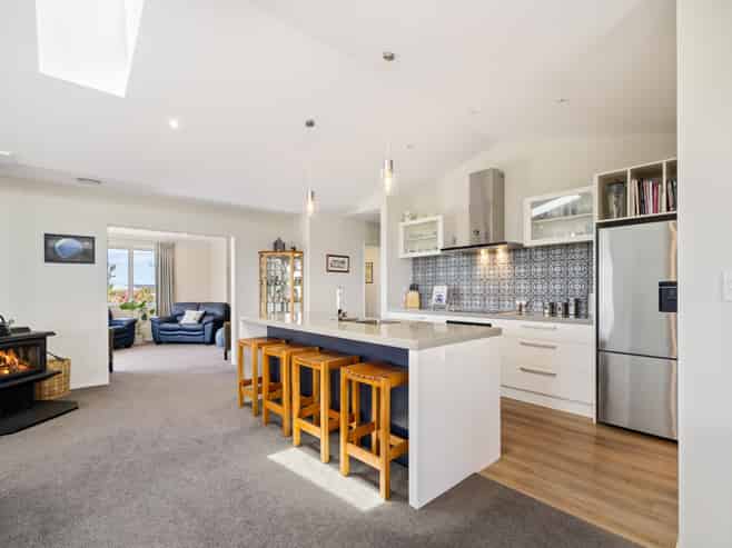 4 Loe Place, Amberley