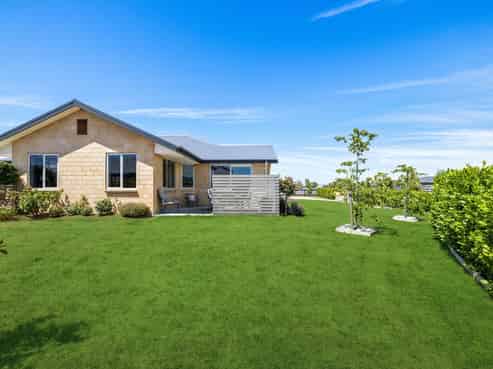 4 Loe Place, Amberley