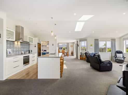 4 Loe Place, Amberley