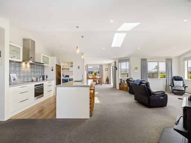 4 Loe Place, Amberley