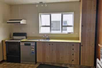 100 Young Street, New Plymouth