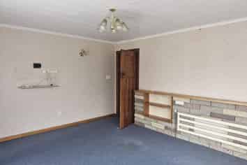 100 Young Street, New Plymouth