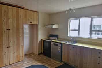 100 Young Street, New Plymouth