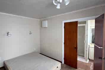 100 Young Street, New Plymouth