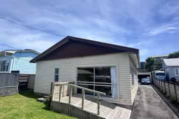 100 Young Street, New Plymouth