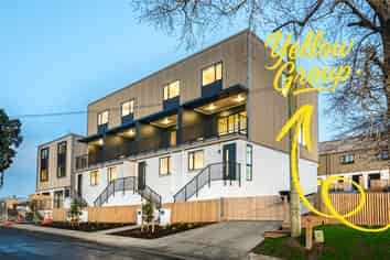 2/11 Ryburn Road, Mount Wellington