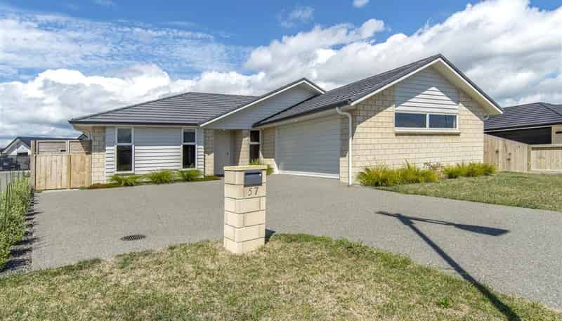 57 Kahuparere Cres, Pyes Pa