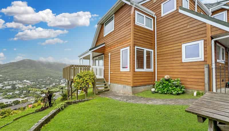 7 Gavaskar Place, Khandallah