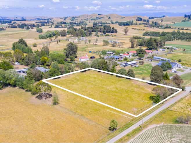 30 Pa Street, Waipawa