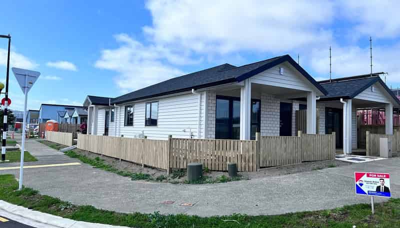 12 Rorotu Avenue, Karaka