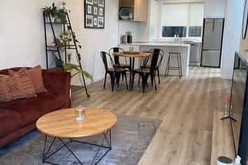 2/27 Dunkirk Road, Panmure