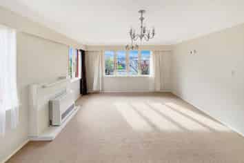 10 Roosevelt Street, Levin