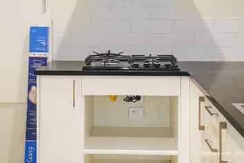 218a Methuen Road, New Windsor