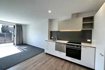 3/28 Frederick Street, Waltham