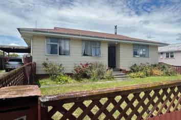 13 McCorkindale Street, Feilding