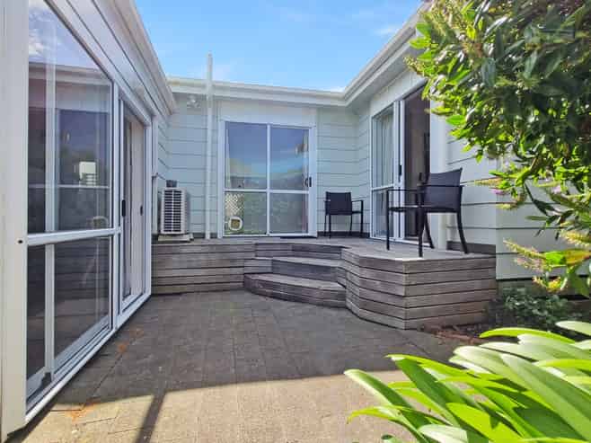 16A Lawrence Street, Newtown