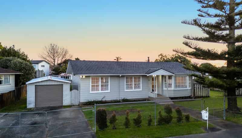 1 Crampton Place, Manurewa