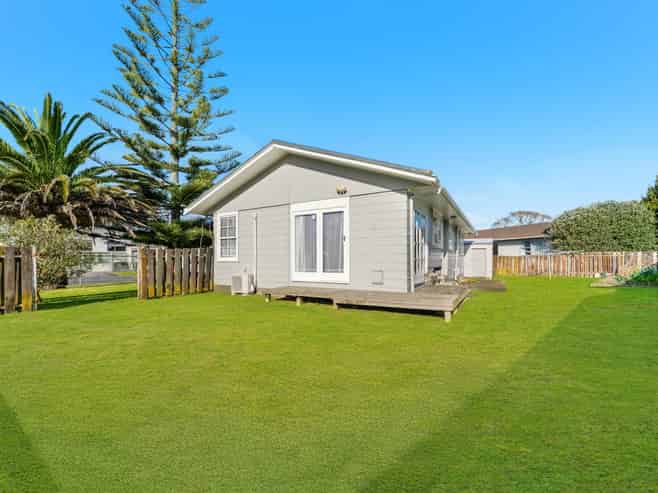 1 Crampton Place, Manurewa