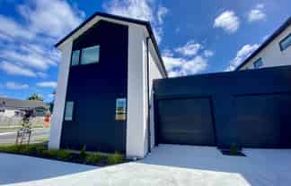 1/30  Hills Road, Edgeware