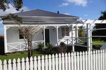 45 Garfield Road, Helensville