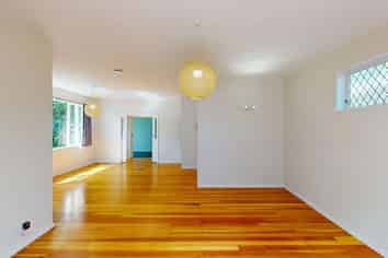 8 Richard Street, Belmont