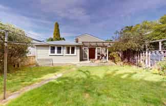 8 Richard Street, Belmont