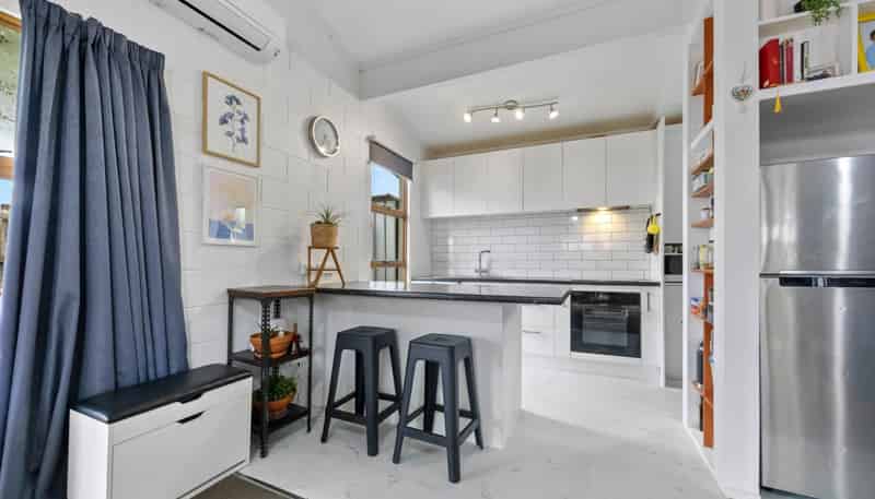 1/312 Royal Road, Massey