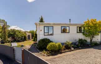 9 Preston Place, TWIZEL