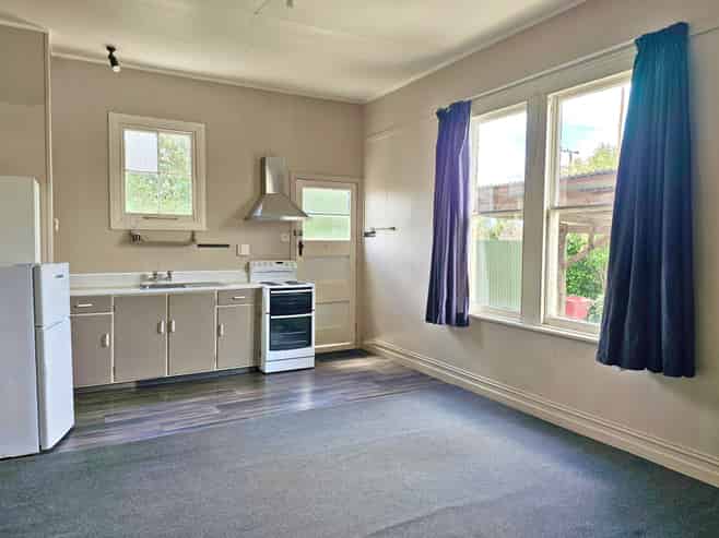 2/192 Scott Street, Redwoodtown