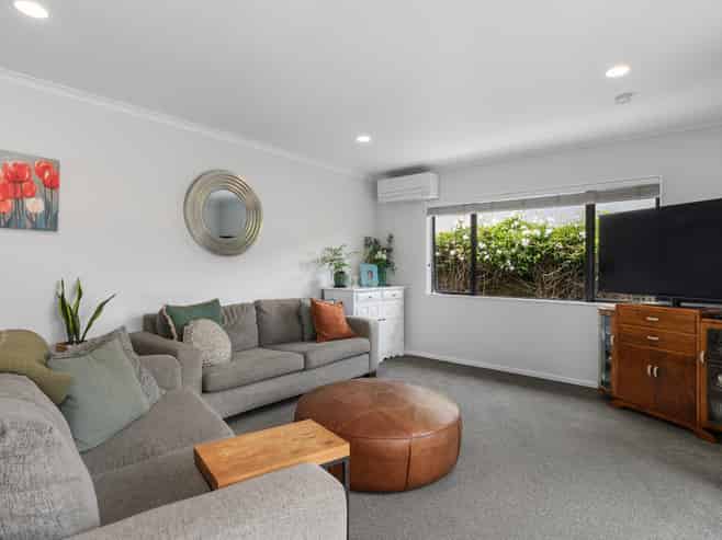 46 Seaview Road, Otumoetai