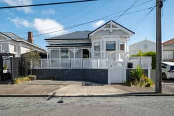 2 Adelaide Street, Petone