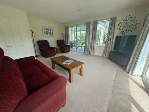 11 Crossleigh Crescent, Balclutha