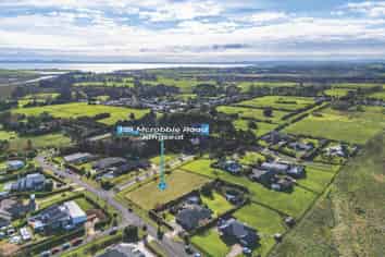 129 McRobbie Road, Kingseat