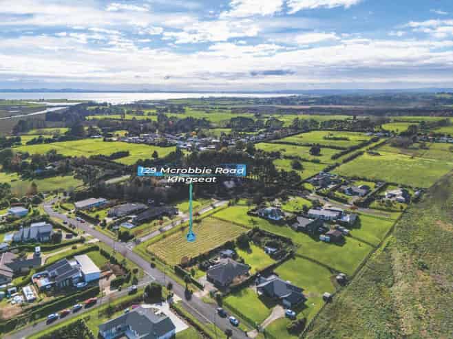 129 McRobbie Road, Kingseat