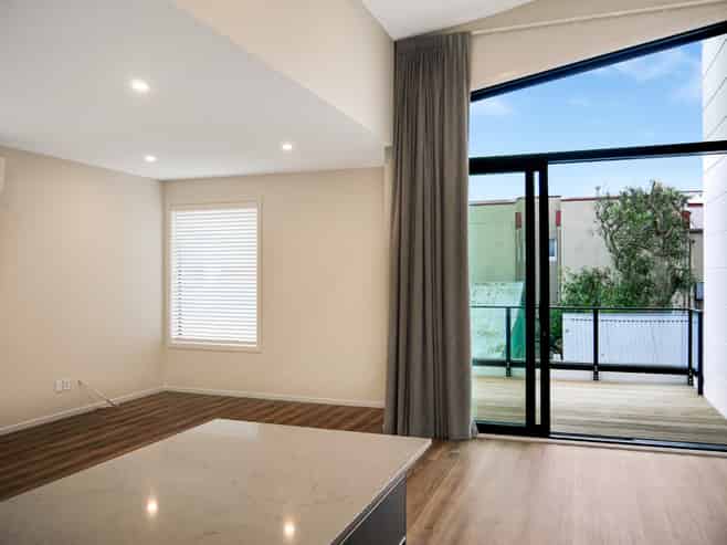 4/39 Nelson Street, Petone